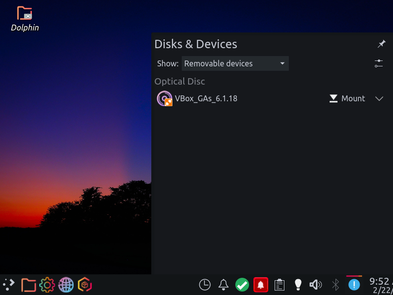 「VirtualBox Guest Additions」「PCLinuxOS 2021.02 KDE」-「Disk ＆ Deivces」