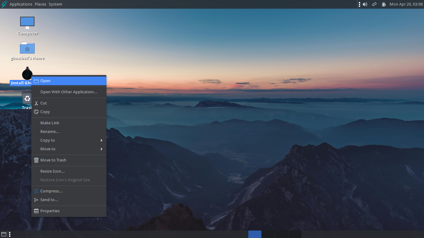 「GhostBSD 26.01」-「インストール開始時のデスクトップ」
