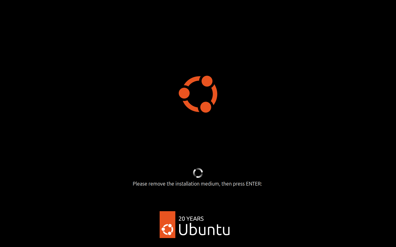 「Ubuntu 24.10」-「Please remove the installation medium」