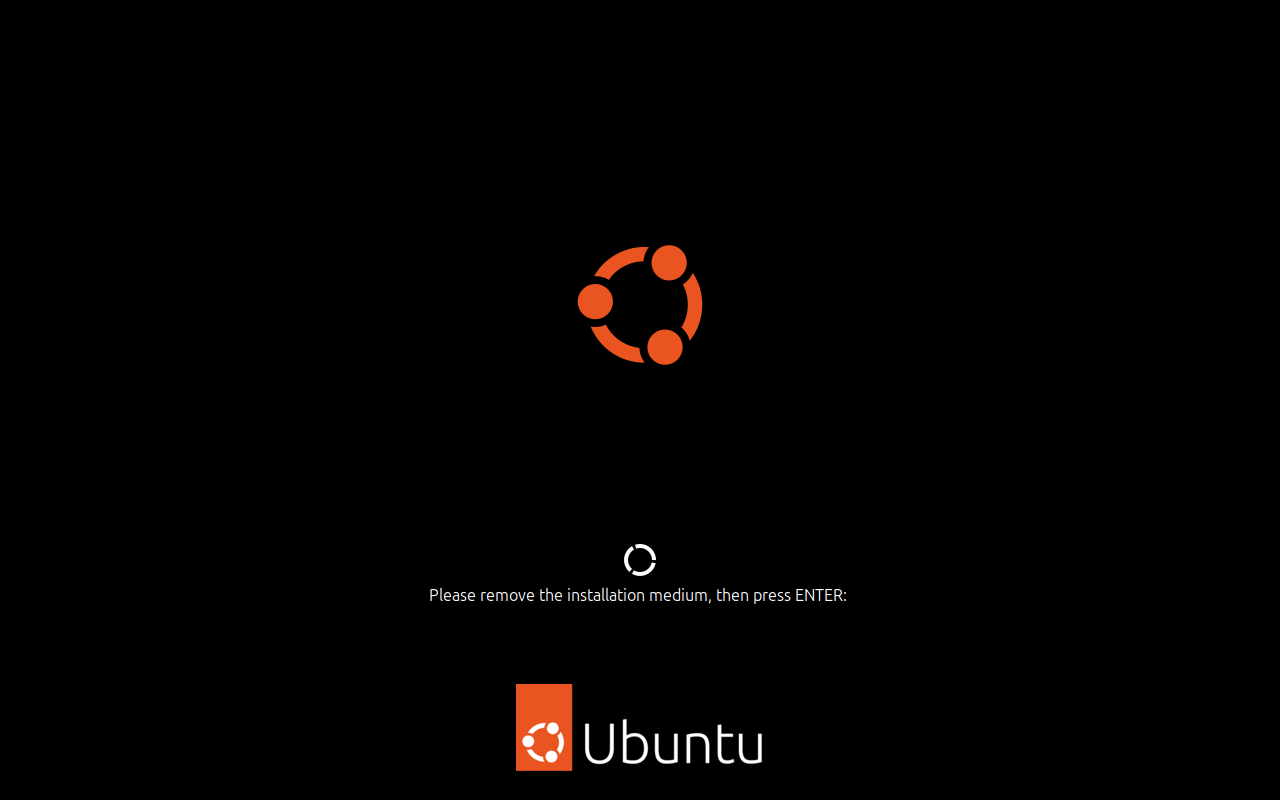 「Ubuntu 25.10」-「Please remove the installation medium」