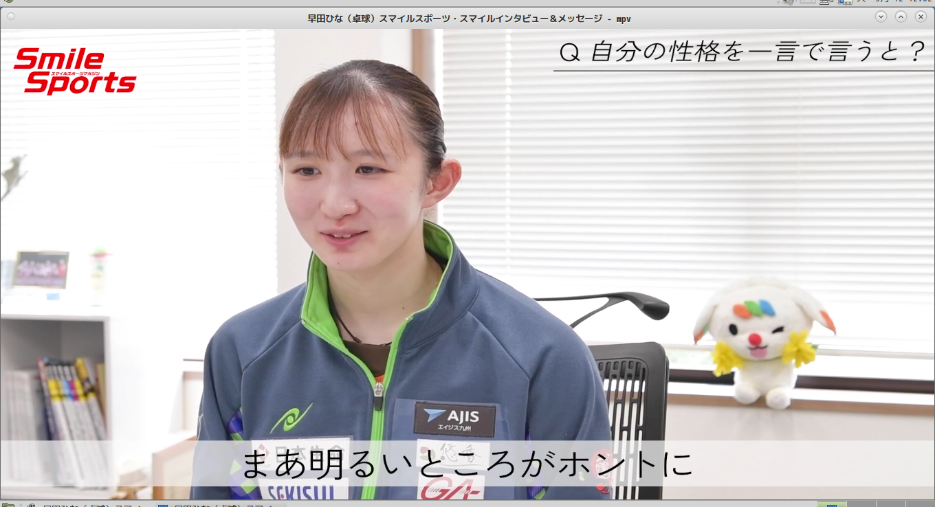 「CachyOS 260426 MATE」-「SMPlayer」「ビデオコンテンツ再生中」